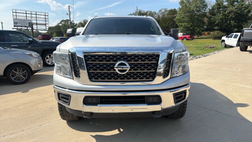 nissan titan xd 2018 1N6AA1F40JN513946 image nissan titan xd 2018 1N6AA1F40JN513946 image